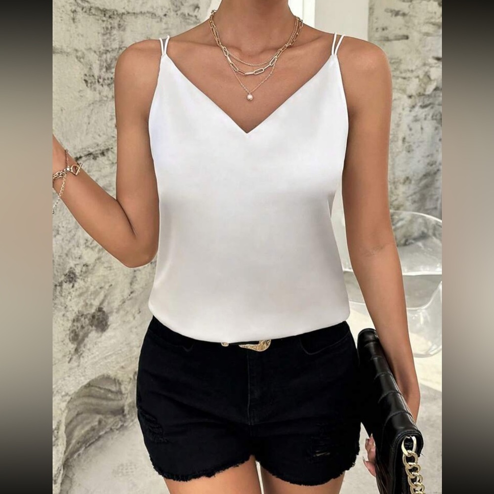 Luxe solid cami top - Picture 2 of 6